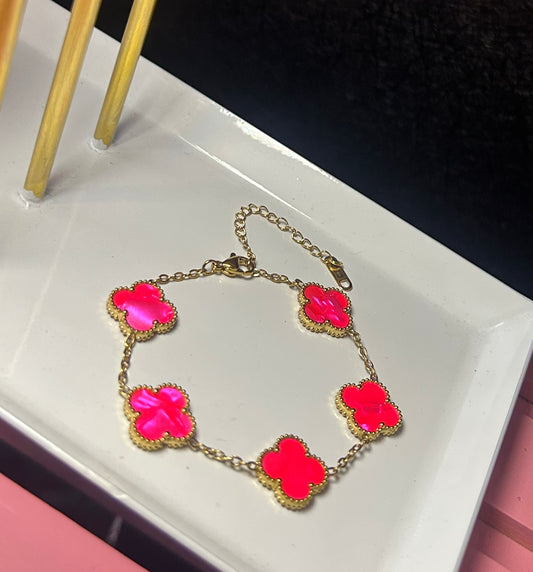 Hot Pink Marble Clover